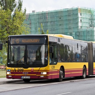 zdjęcie autobusu